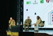 🇷🇺 СМОТРИ.ЗНАЙ.ДУМАЙ: молодёжь Долгопрудного на патриотическом кинопоказе